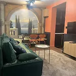 Duchesse Flat Paris Center Lovely Place B2